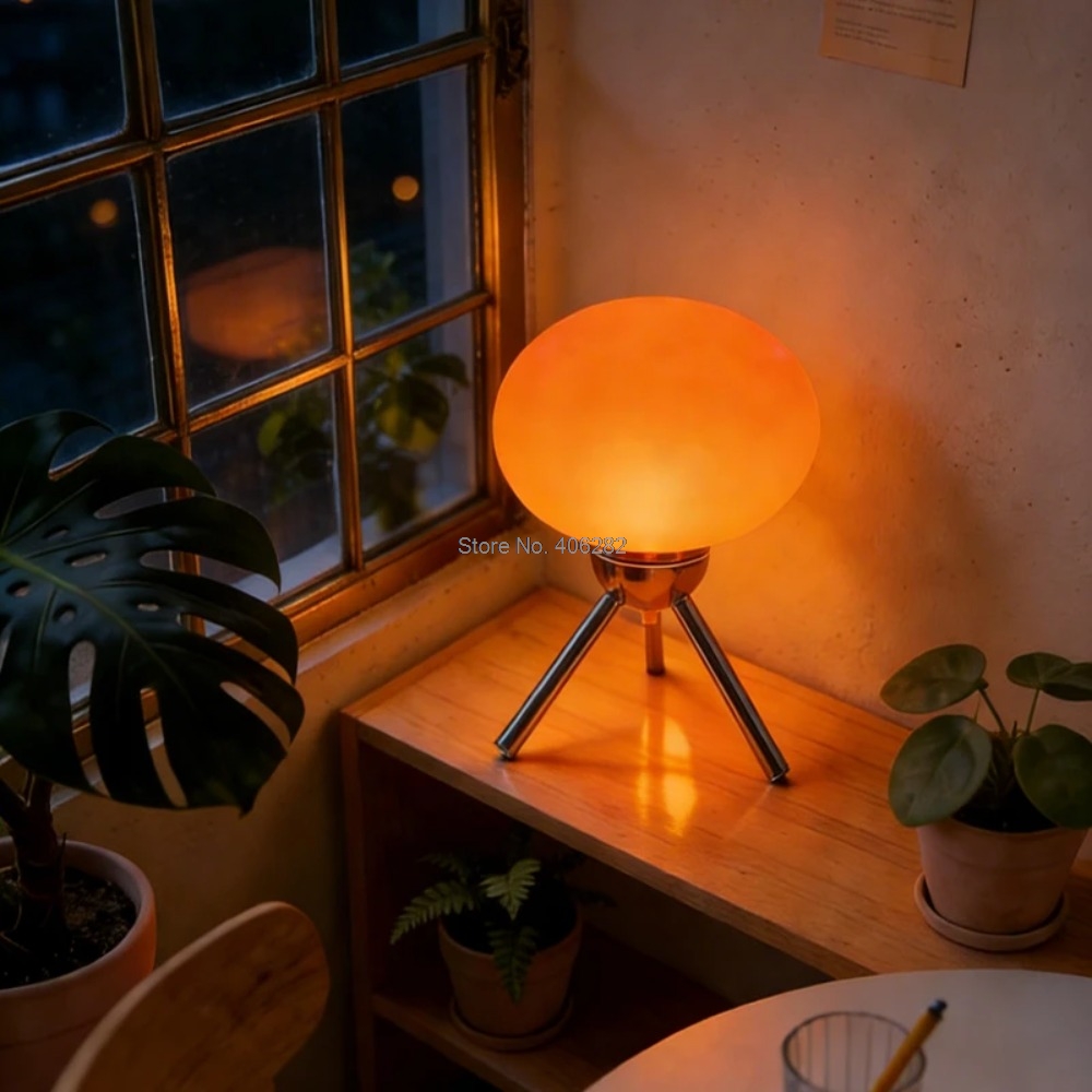 バウハウス様式のミッドセンチュリー・ガラス製マッシュルーム型 - Light Switch のレビューと価格